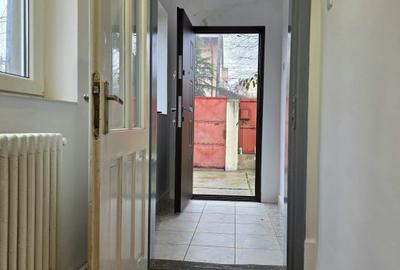 Casa curte | Inchiriere pentru Spatiu Comercial | Metrou Crangasi - 15