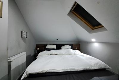 APARTAMENT 5 CAMERE CU SCARA INTERIOARA IN VILA - ANVELOPATA TERMIC ANUL CURENT - 50