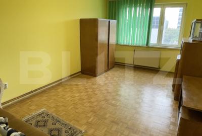 Apartament cu 2 camere decomandat, mobilat în Central