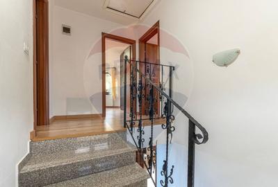 CASA DE VACANTA | 4 camere| de vânzare în FUNDATA, BRAȘOV| COMISION 0% - 25