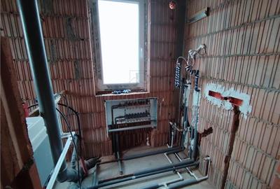 DUPLEX SPATIOS - ASFALT - POSIBILITATE CARPORT - 10