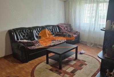Apartament cu 3 camere decomandat, mobilat în Gorjului