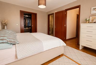 Casa Individuala | Zona Braytim - Soarelui | 273mp | 4 Dormitoare | Garaj - 30