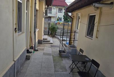 Casă individuală cu 5 camere în Obor