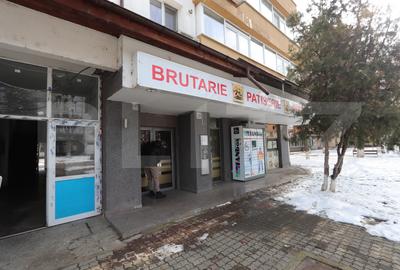 Spațiu comercial, de 96.00 mp, în Titu