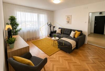 Apartament cu 3 camere semidecomandat, mobilat în Central