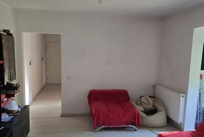 Zona  Favorit -Circumvalatiunii - Apartament 3 Camere  Spatios - Parter Inalt - 2