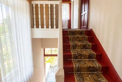 Apartament la casă cu teren, garaj în Centrul Sibiului – Strada Hegel - 7