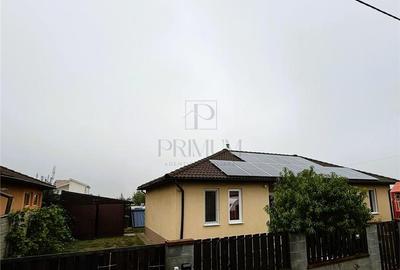 Sag- mobilata si utilata- strada asfaltata- panouri fotovoltaice - 1