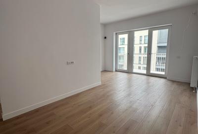 Apartament cu 3 camere decomandat în Baza 3