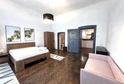 Apartament 2 camere 70 mp, cladire istorica, str Gh Sincai - Central - 5