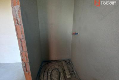 Duplex 4 camere despartit prin perete dublu - Giroc - ID V3463 - 7