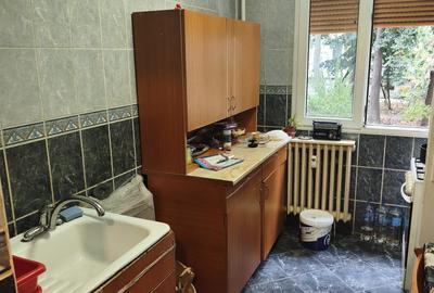 Metrou Valea Ialomitei 3 camere - 13