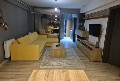 Apartament cu 2 camere decomandat în Nicolina