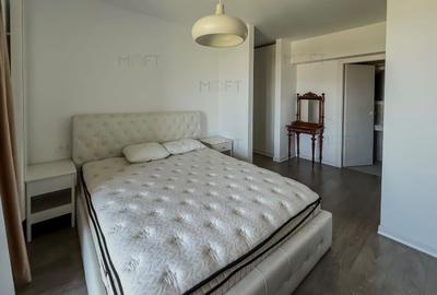 Apartament cu 3 camere semidecomandat în Aviației