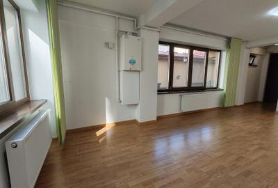 Piata Iancului -Pantelimon - Strada Elev Stefanescu Stefan - 1