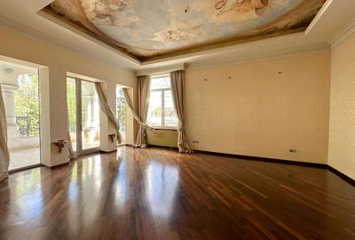 Casă individuală cu 26 camere în Grădina Icoanei
