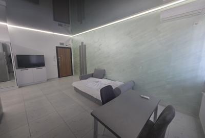 OCAZIE UNICĂ ÎN MAMAIA NORD – APARTAMENT LA PRIMA LINIE LA MARE – 95.900 € - 10