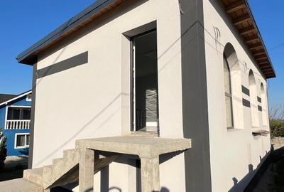 Spatiu comercial si 2 apartamente - 13