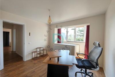 Apartament cu 3 camere semidecomandat, mobilat în Centrul Civic