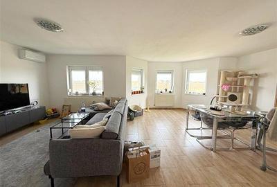 CASA individuala cu garaj, 5 camere, 3 bai Dumbravita zona lac Macilor - 1