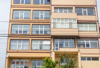 Apartament in zona Family Mall Miroslava, 100 ml fata de statia de autobuz - 37
