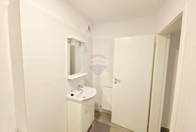 Apartament cu 3 camere de închiriat în zona 1 Mai - 8