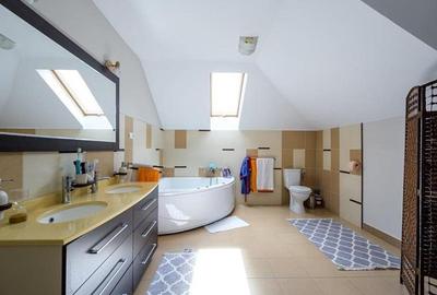 Casa individuala, 190 MP, Floresti, Strada Florilor - 1