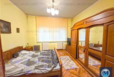 Casa cu 4 camere de vanzare, zona Lupeni, 259 mp #15444 - 9