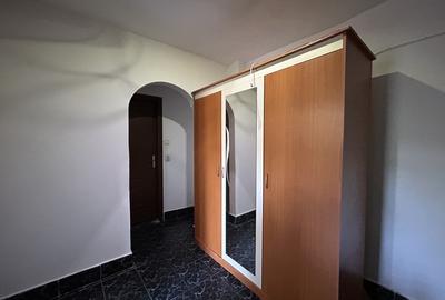 Apartament 2 camere, decomandat, etaj 4, zona Soarelui - 8