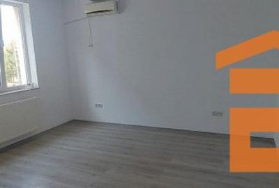 Apartament 2 camere de vanzare, situat in zona COMPOZITORI - 17
