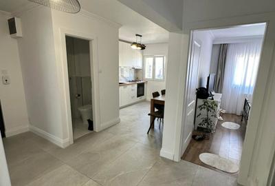 Apartament cu 3 camere decomandat, mobilat în Mărăști