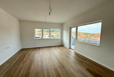 De vânzare apartament nou, finisat 3 camere, 74 mp. - Comuna Baciu - 1