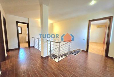 Spacious 3-Bedroom villa - 400sqm Garden - Walking Distance from British School - 15