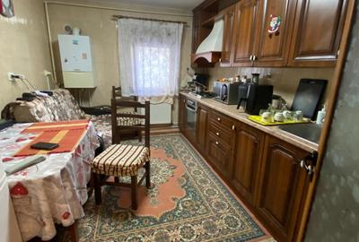 3 camere decomandate cu centrala, foarte spatios, Scoala M Sadoveanu - 5