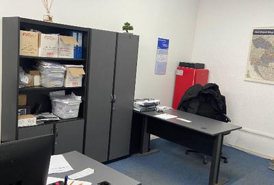 Spatiu Comercial - Magazin Showroom Hala Depozit Birou - Utilitati - 5