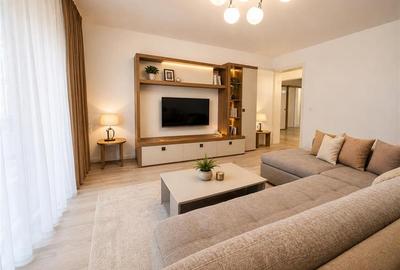 Apartament cu 3 camere decomandat, mobilat în Tractorul
