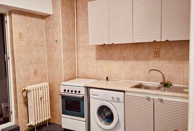 Garsoniera Piața Muncii, 5 minute de metrou, mobilată si utilată modern, libera - 4