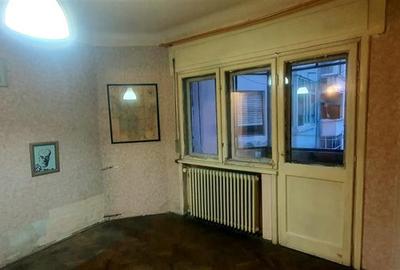 Apartament 3 camere Piata Sfanta Vineri - 6