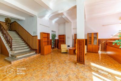 Cladire cu 24 camere, langa Castelul Regal Savarsin - 3