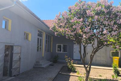 Casa de vanzare in Sannicolau Mare -central - 4