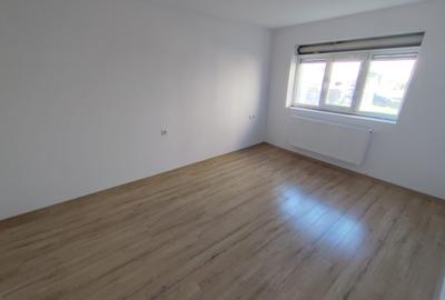 Apartament cu 2 camere decomandat în Cugir