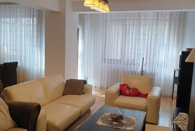 Apartament cu 3 camere decomandat, mobilat în Ștefan cel Mare