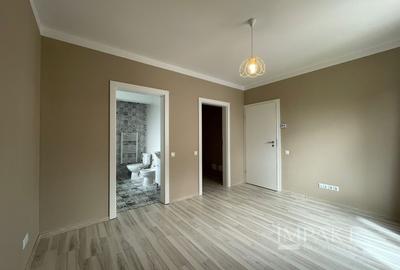 Casă / Vilă cu 4 camere de închiriat - Dezmir - 10