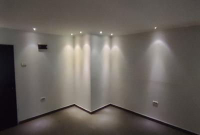 Birou, 32.7 mp în Iancului