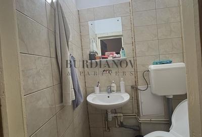 Apartament cu 3 camere - Centrala termica - Rahova - Calea Ferentari 8 - 9