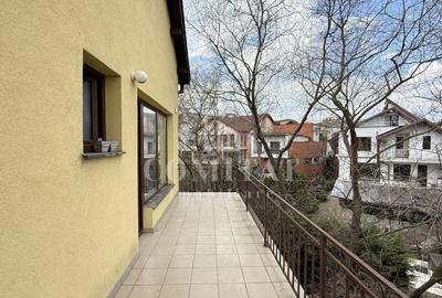 Apartament decomandat | Andrei Mureșanu | zona veche a cartierului - 12