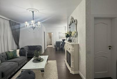 Apartament cu 3 camere semidecomandat, mobilat în Florești