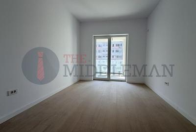 Apartament cu 3 camere semidecomandat în Obor