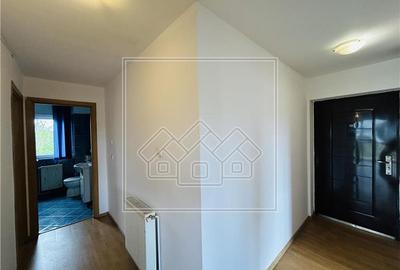 Apartament de vanzare in Sibiu - 3 camere, balcon - Zona Trei Stejari - 10
